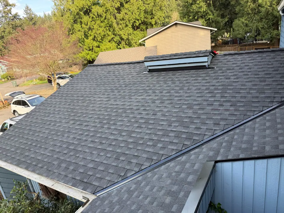 Finished roof with a clean metal valley