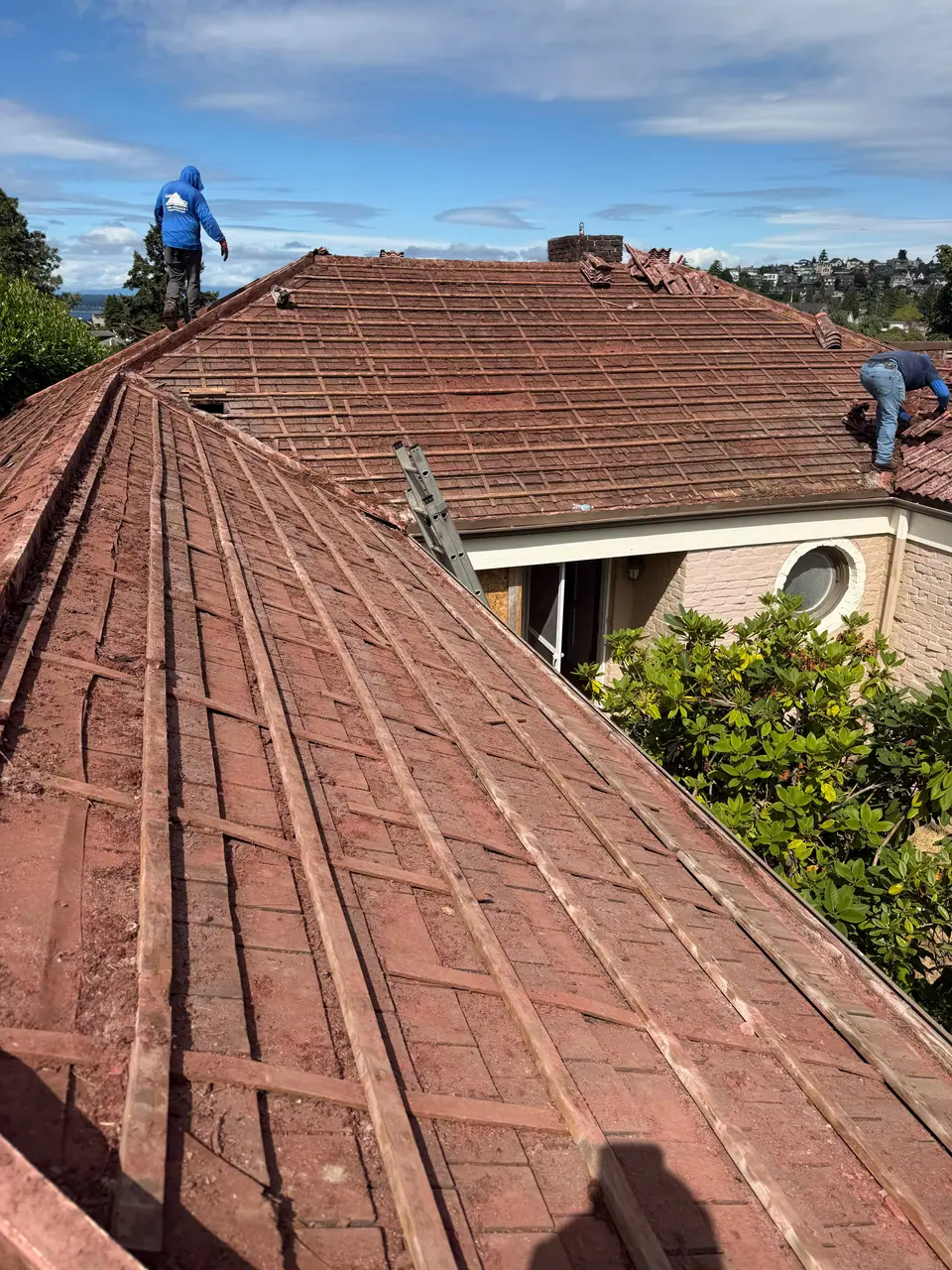 Old tile roof stripped to the battens